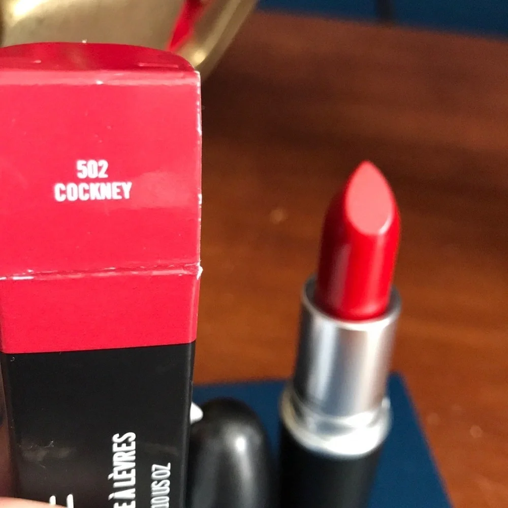 New MAC LUSTRE LIPSTICK COCKNEY 502